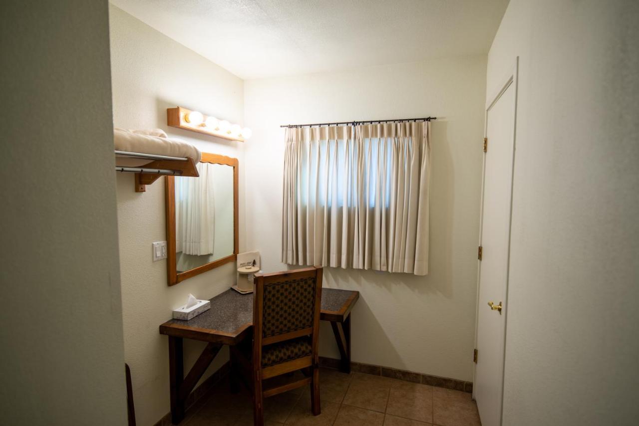 Reeds Lodge Springerville Экстерьер фото